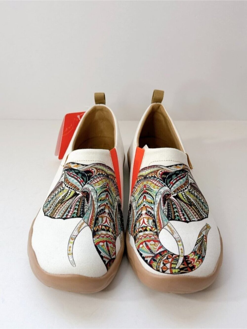 Men’s Size 11 UIN Ganesha Canvas Slip-On Art Travel Shoes White Elephant Loafers